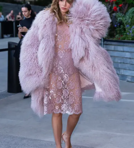 Image 3003583 from Suki Waterhouse