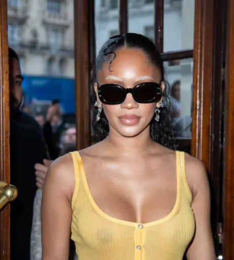 Image 3003452 from Saweetie