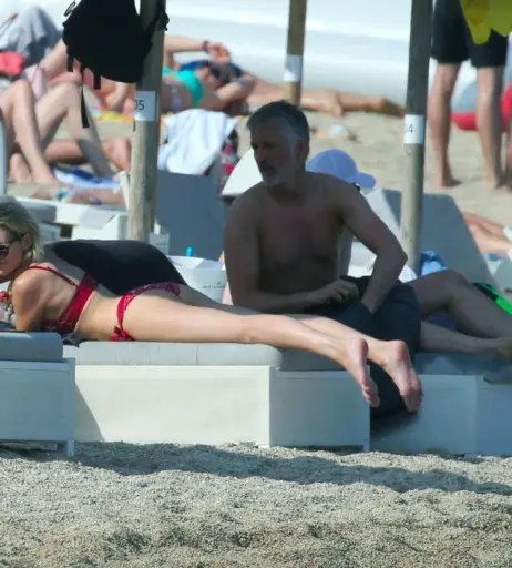 Image 3003918 from Stephanie Pratt