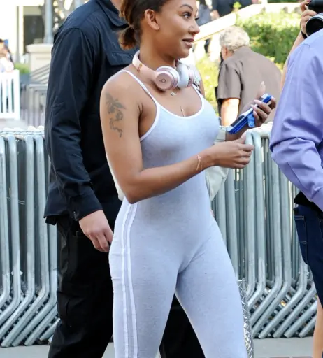 Image 3000488 from Melanie Brown