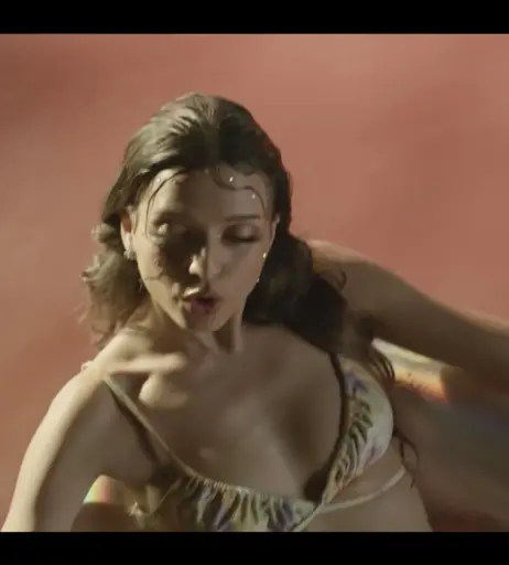 Image 3000459 from Nina Chuba