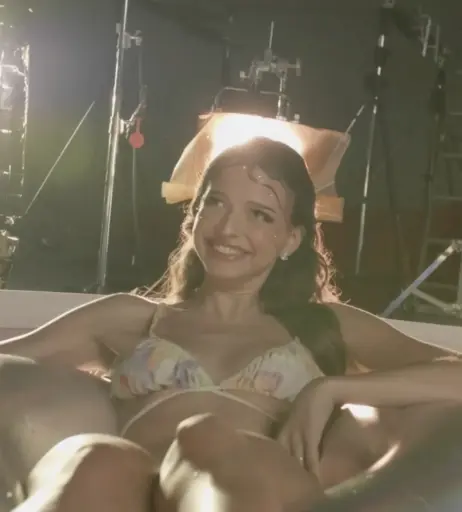 Image 3000445 from Nina Chuba