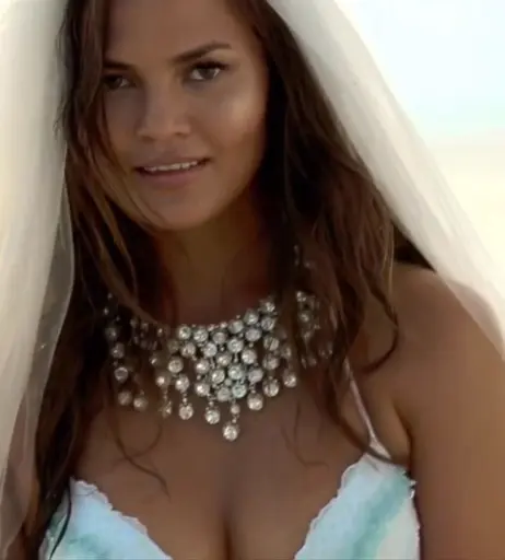 Image 3000413 from Nina Agdal