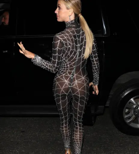 Image 3000253 from Julianne Hough