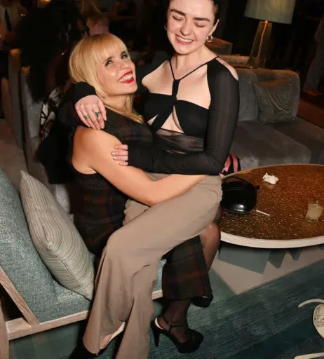 Image 3009087 from Maisie Williams