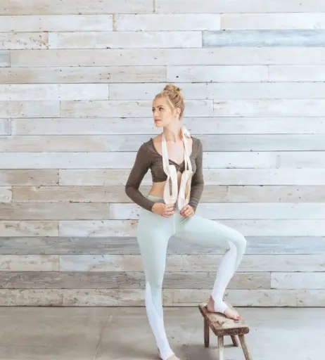 Image 3009956 from Beth Behrs