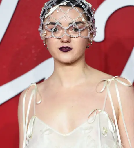 Image 3008652 from Maisie Williams