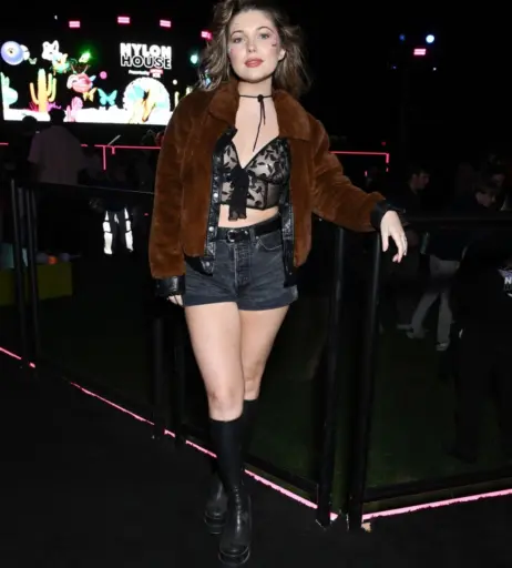 Image 3008129 from Sammi Hanratty