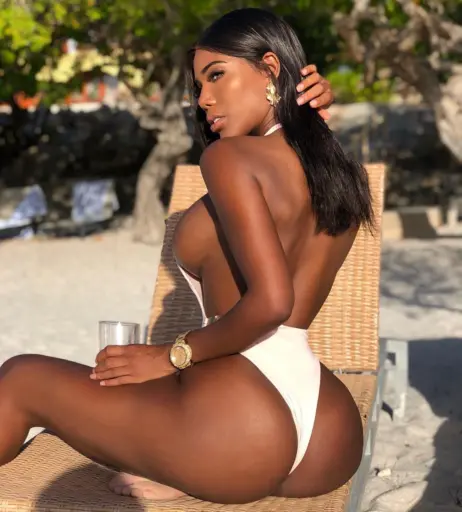 Image 3008365 from Monifa Jansen