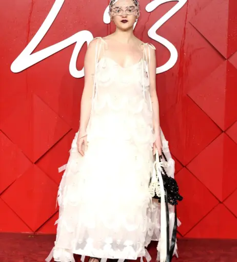 Image 3008280 from Maisie Williams