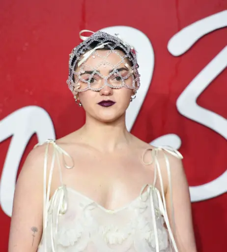 Image 3008908 from Maisie Williams