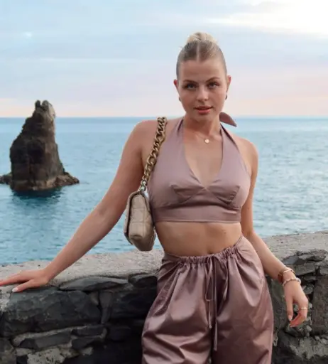 Image 618763 from Vallixpauline