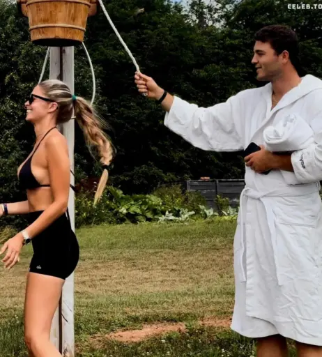 Image 621554 from Alexa Serowik