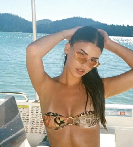 Image 620609 from Leah Halton