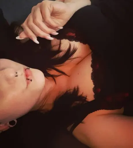 Image 639774 from Skelli