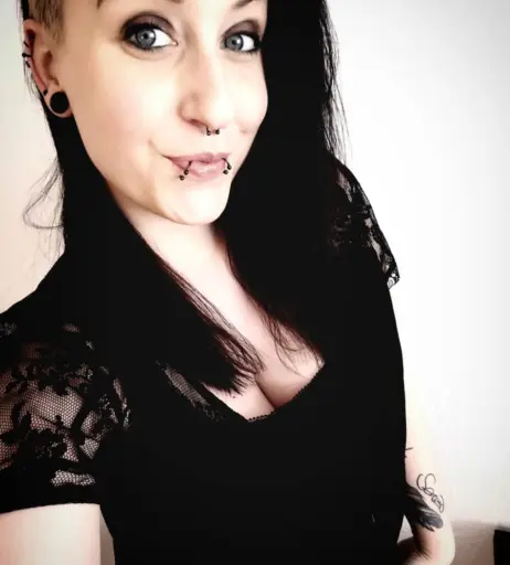 Image 639472 from Skelli