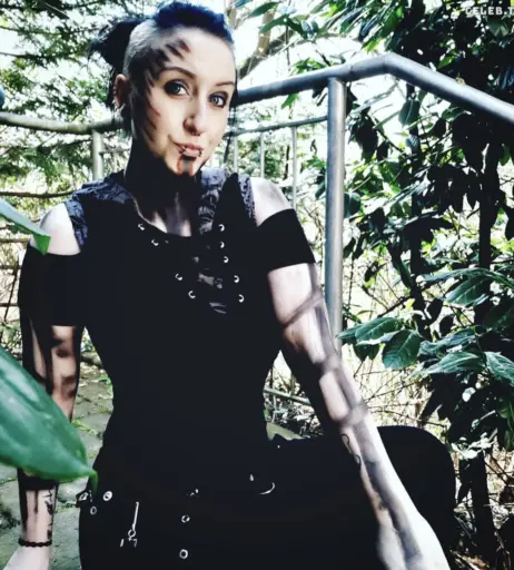 Image 639419 from Skelli