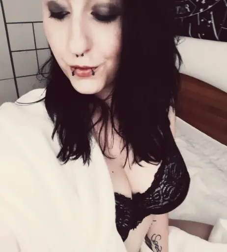 Image 639101 from Skelli