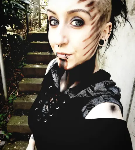 Image 639367 from Skelli