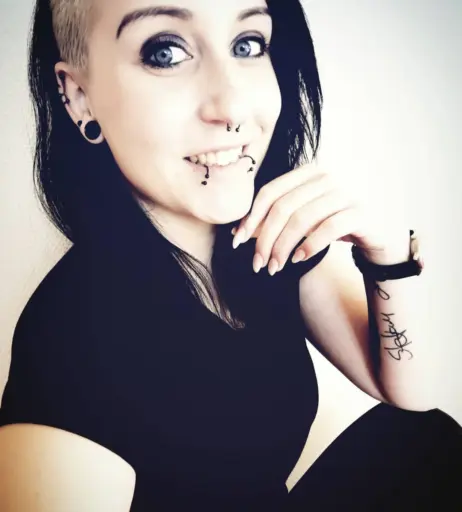 Image 639086 from Skelli