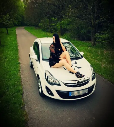 Image 639930 from Skelli