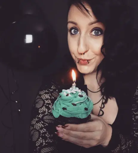 Image 638417 from Skelli