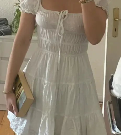 Image 638111 from Emily Anouk Dorn