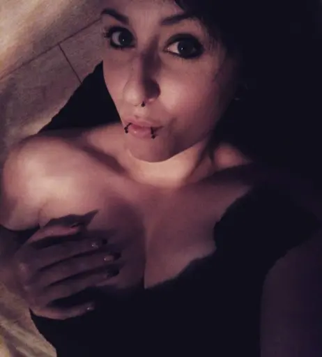 Image 638102 from Skelli