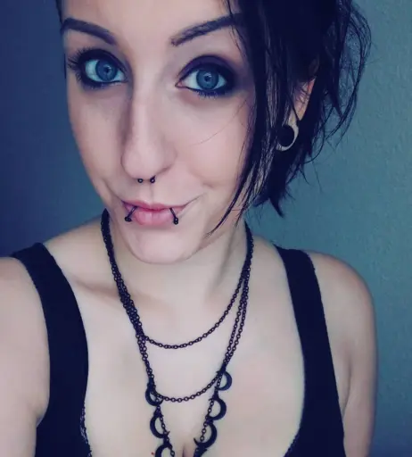 Image 638130 from Skelli