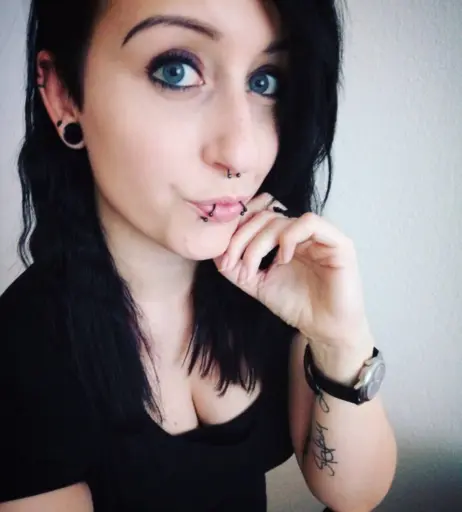 Image 637771 from Skelli