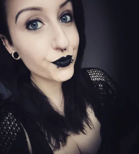 Image 637900 from Skelli