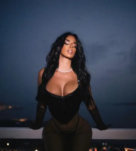 Image 689636 from Ivana Knöll