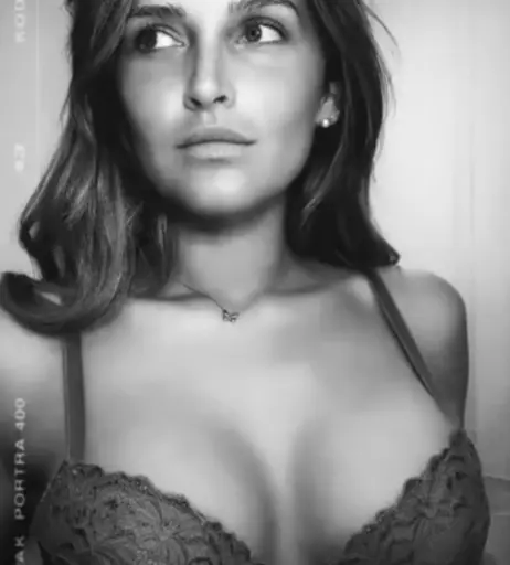 Image 686453 from Iulieetta