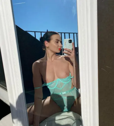 Image 685876 from Liz Snowfoot