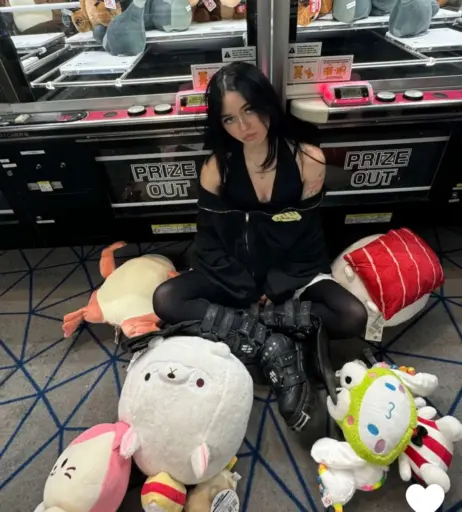 Image 698035 from Nevaaadaa