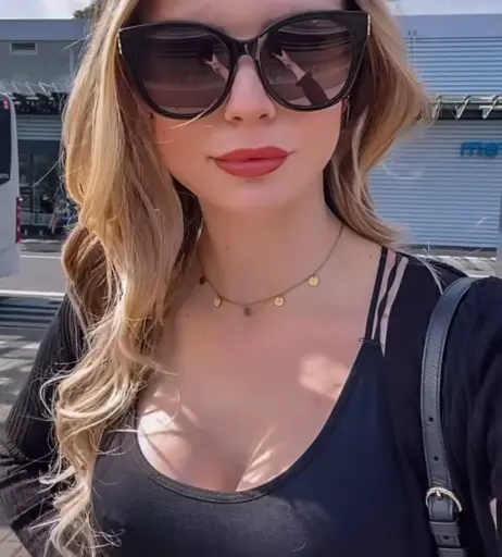 Image 696604 from Kira Karambole