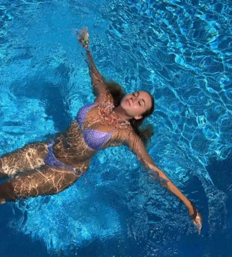 Image 696221 from Dalia