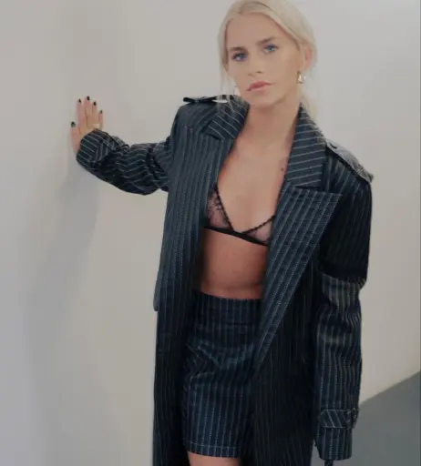 Image 695752 from Caro Daur