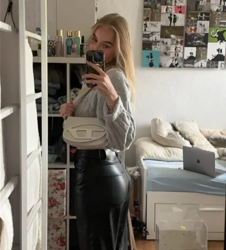 Image 692681 from Lenaa.hdl