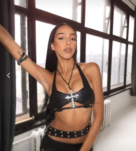 Image 691743 from Aalishass Alishakone