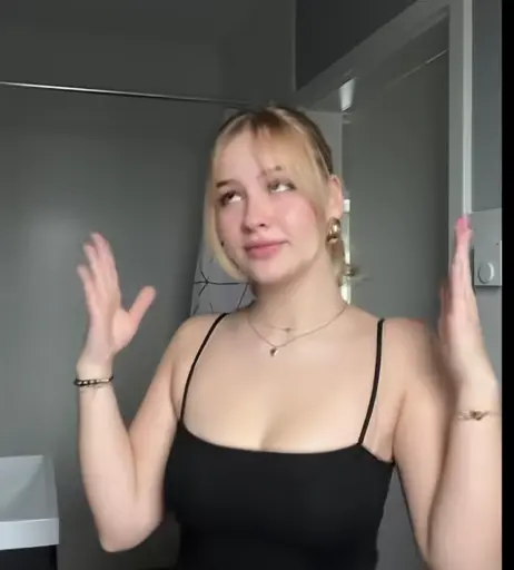 Image 691186 from Sophie_mzt