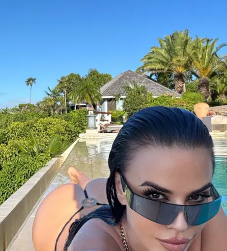 Image 691856 from Ivana Knöll