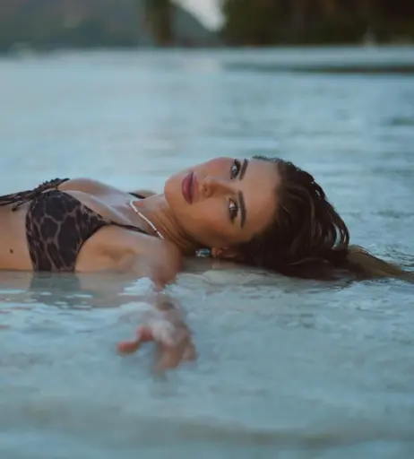 Image 648593 from Anna von Klinski