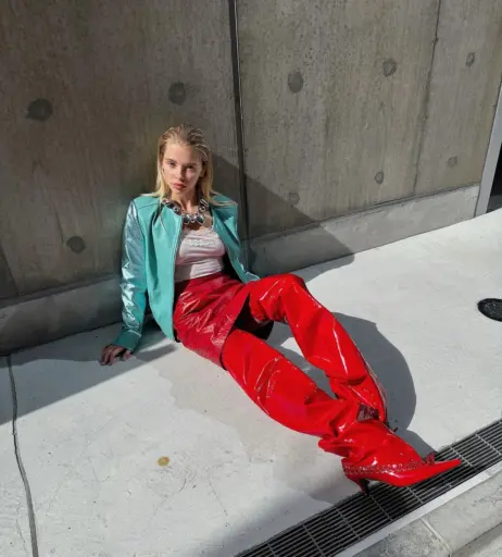 Image 647207 from Alla Bruletova