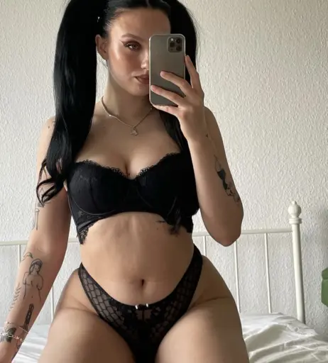 Image 647317 from whosrobin