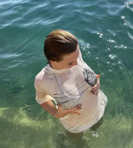 Image 646755 from whosrobin