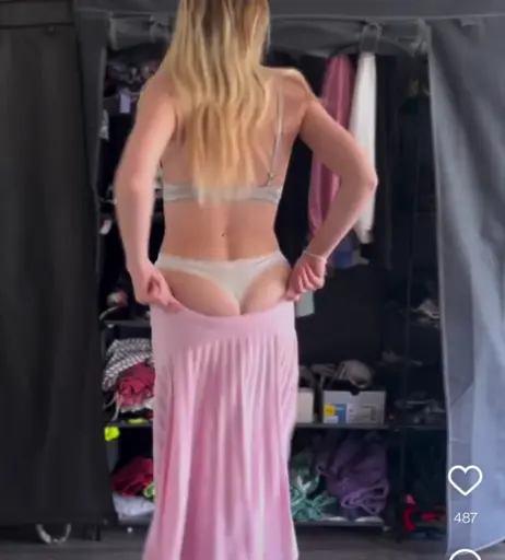 Image 643837 from Mariia Well