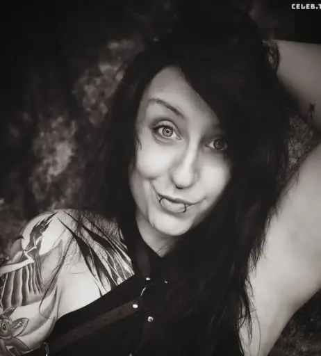 Image 641550 from Skelli