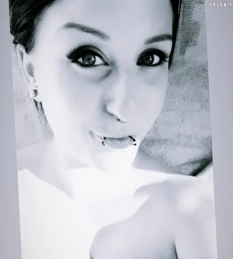 Image 640254 from Skelli