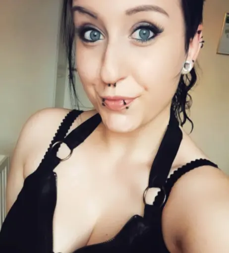 Image 640279 from Skelli